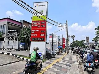 Saat Harga Melonjak ; BBM Naik, Kesadaran Harus Ikut Tumbuh